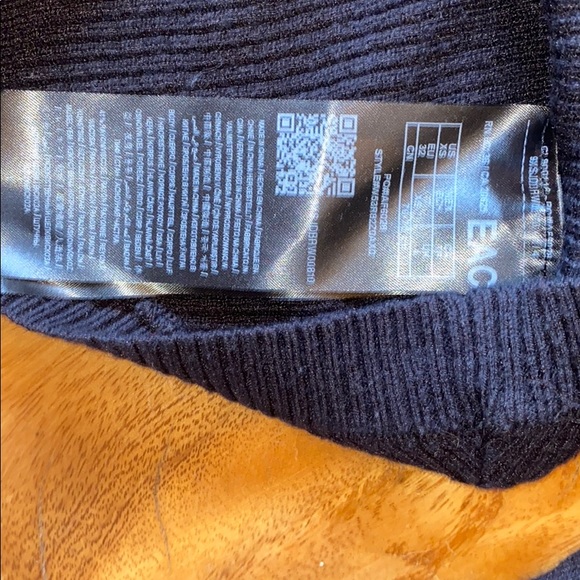 ❓ GUESS Sweater - Picture 6 of 6